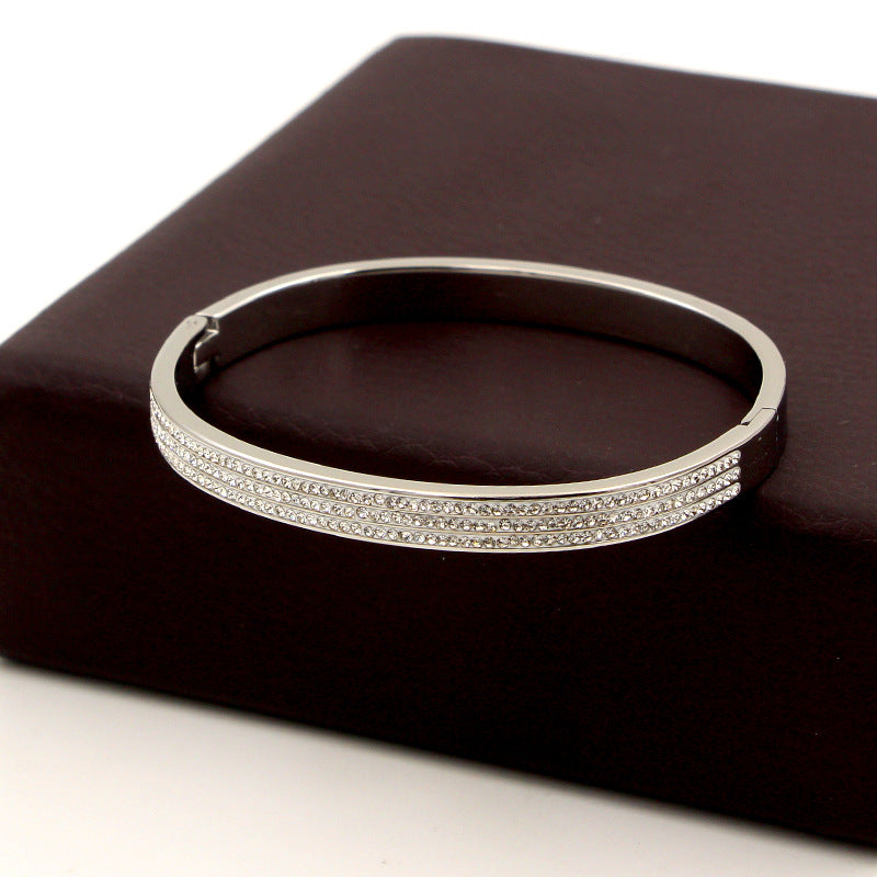 The Lumière Pavé Bracelet